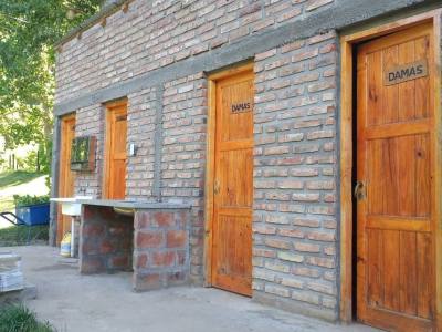 Alojamiento en Huinganco Camping La Corona
