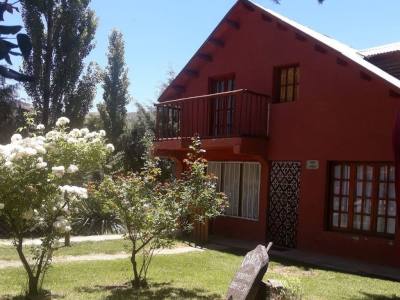 Alojamiento en Huinganco Las Moras