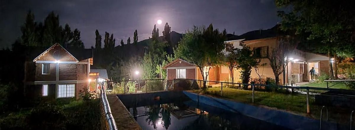 Alojamiento en Huinganco Complejo Rayen Mapu