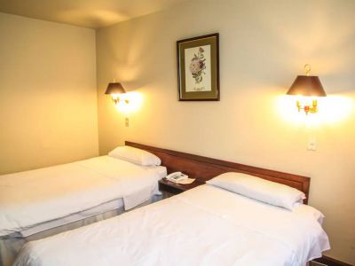 Hoteles 4 estrellas Los Navegantes