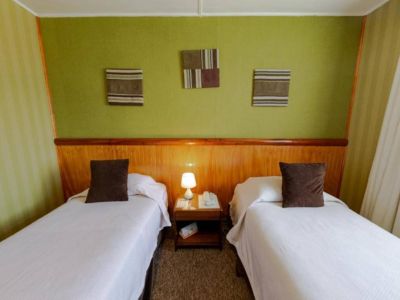 Hoteles 1 estrella Capitan Eberhard