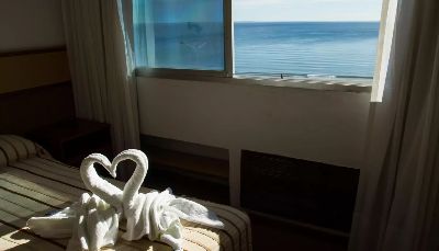 HOTEL COSTANERA