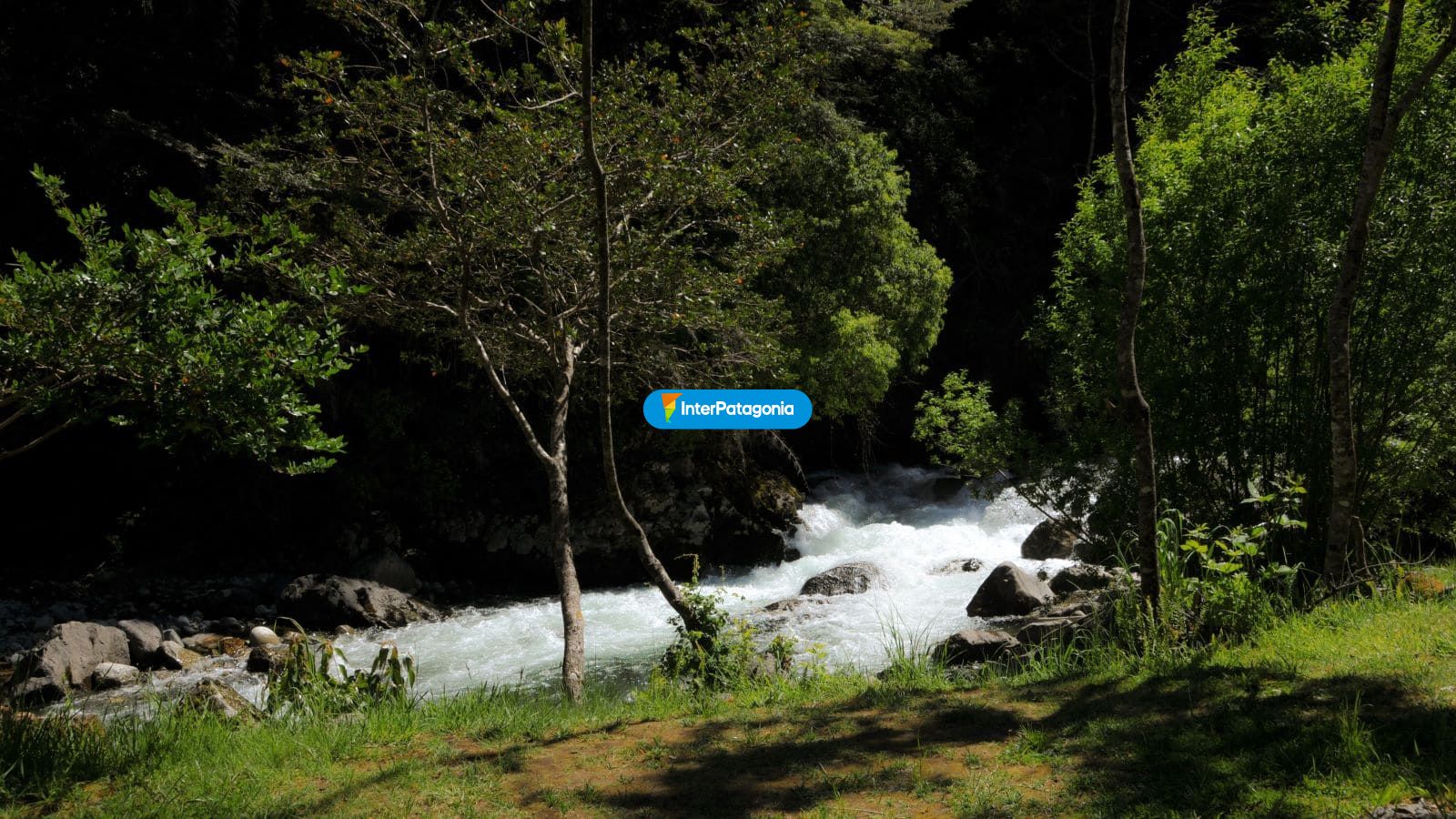 R�o en termas Los Pozones - Puc�n