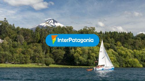 Hermosa vista playa y volcan