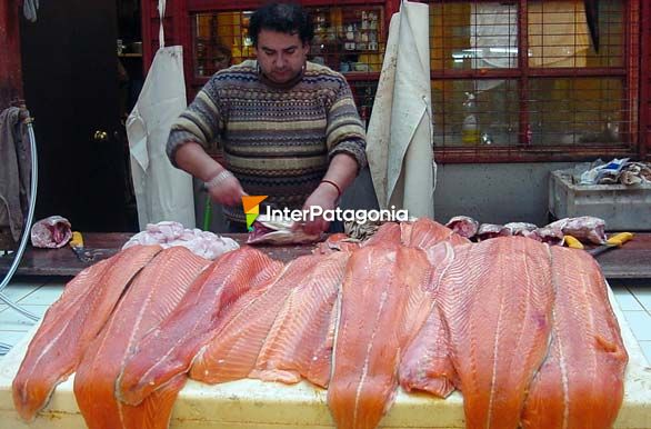 Faenado del salmn - Puerto Montt