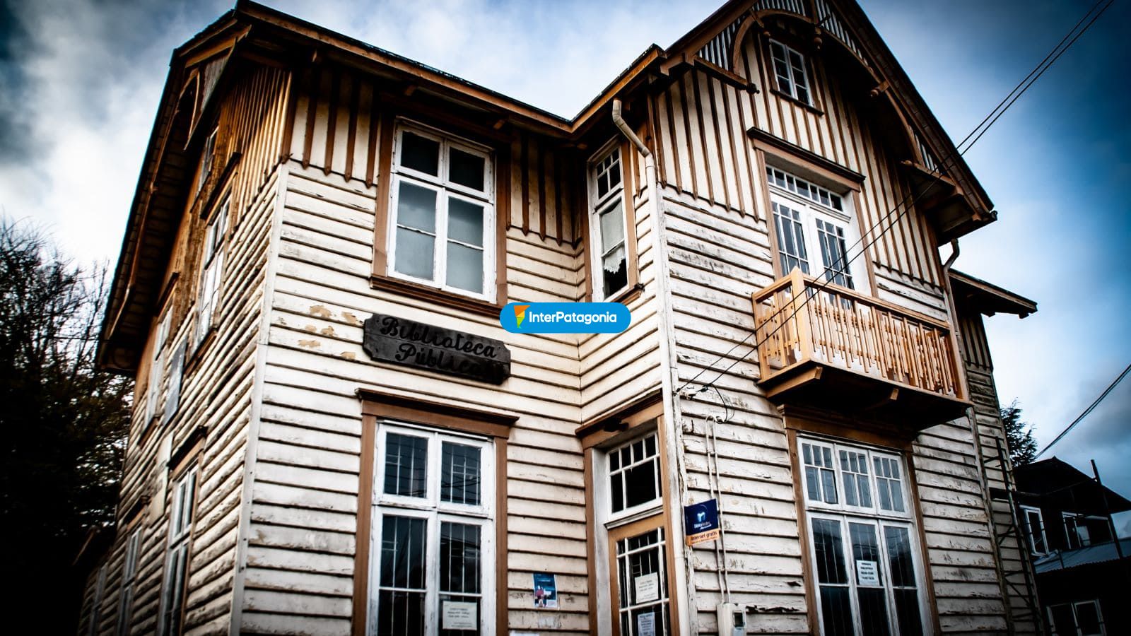 Biblioteca p�blica - Puerto Octay