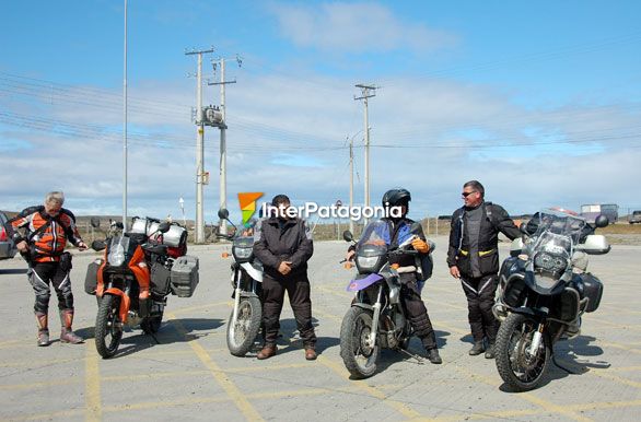 Motoqueros en Porvenir - Porvenir