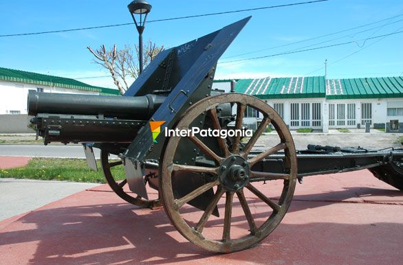 Ornamentacin blica, homenaje al Ejercito Argentino - Puerto Santa Cruz