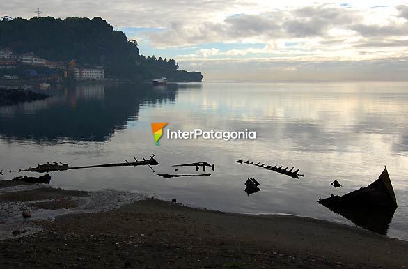 Barco viejo - Puerto Varas