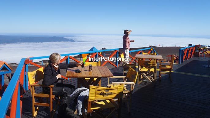 Balcón del restaurante en el volcán Osorno