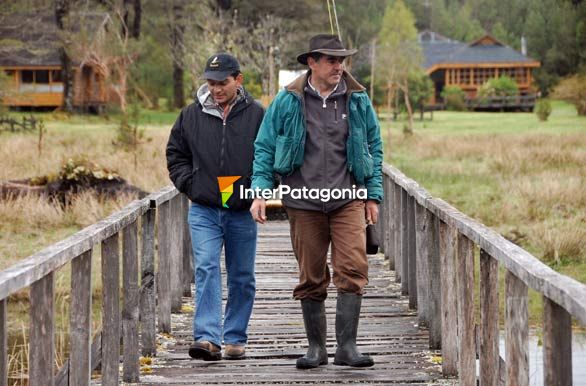 Sobre el puente de El Pangue - Puyuhuapi