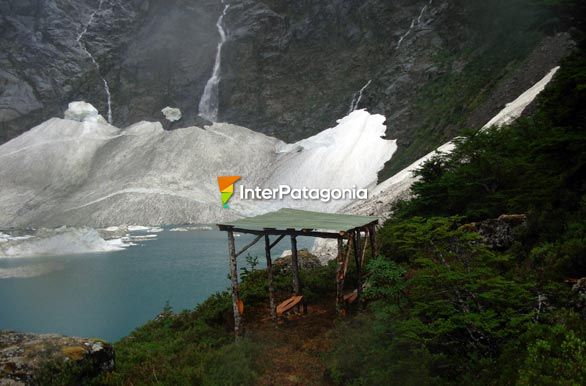 A 7800 metros de la orilla del mar, Queulat - Puyuhuapi