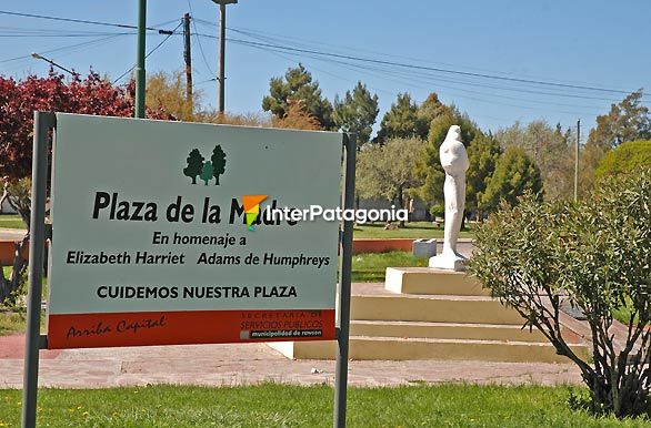 Plaza de las madres - Rawson