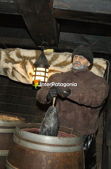 Tareas en la bodega - San Julin