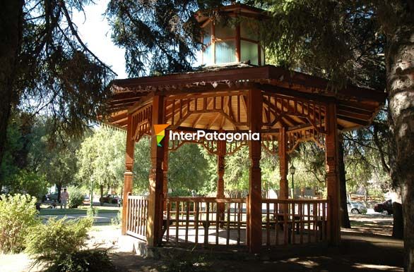 Glorieta en la plaza Sarmiento - San Martn de los Andes