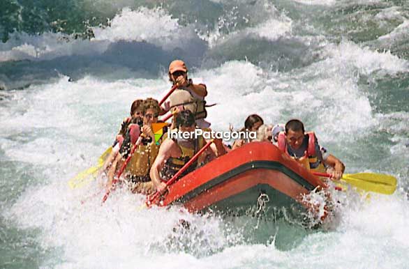 Rafting en el ro Hua Hum - San Martn de los Andes