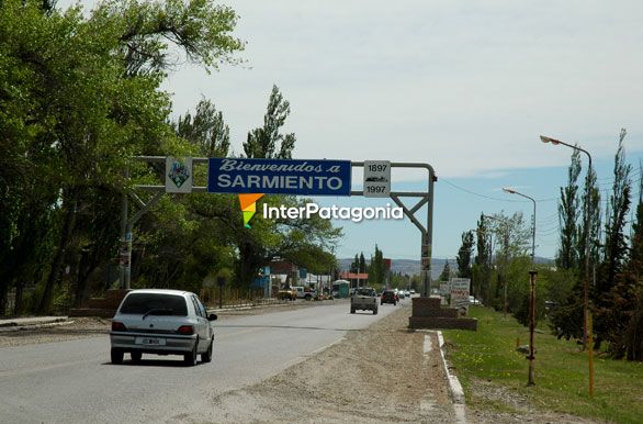Portal de entrada a Sarmiento