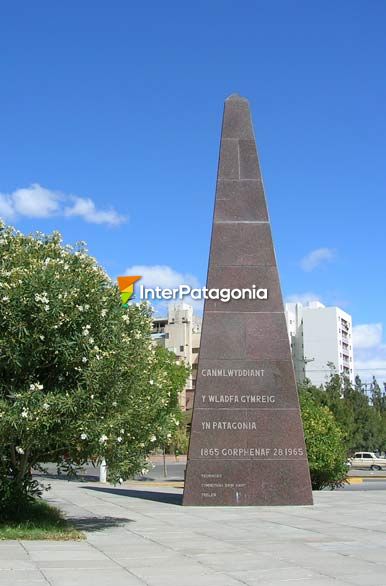 Conmemorativo monolito - Trelew