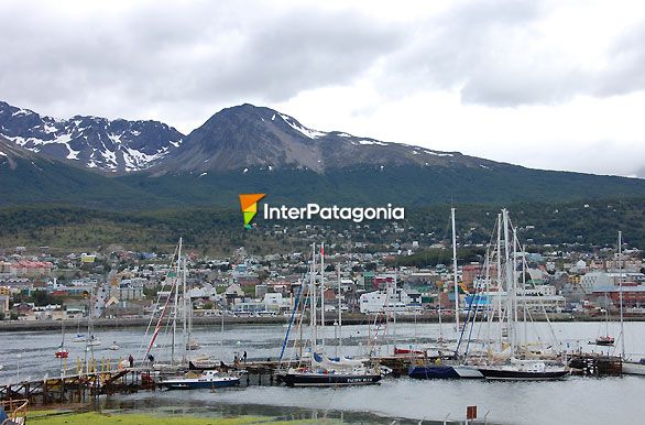 Costanera y yacht club Ushuaia - Ushuaia