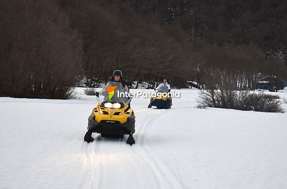 Paseos en motos de nieve - Ushuaia