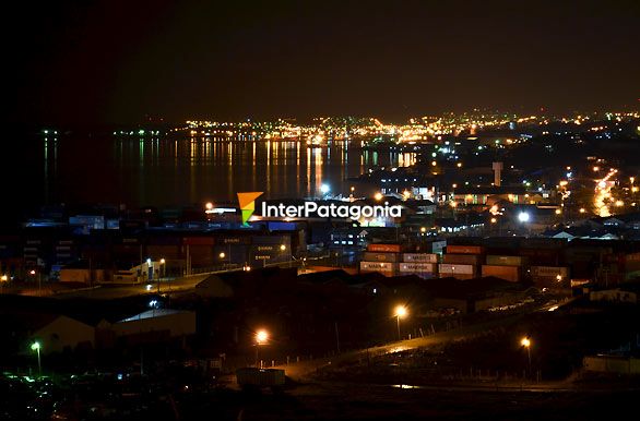 Vista panramica nocturna - Ushuaia