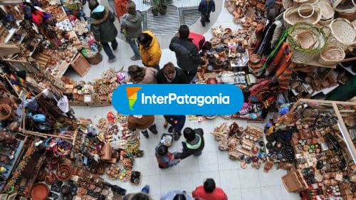 Pintoresco mercado artesanal