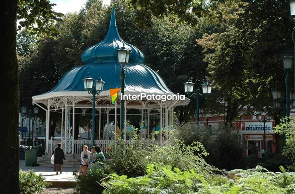 Glorieta en la plaza - Valdivia