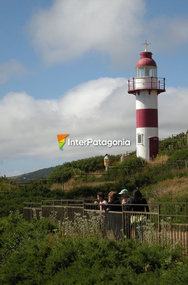 Faro en Fuerte Niebla - Valdivia