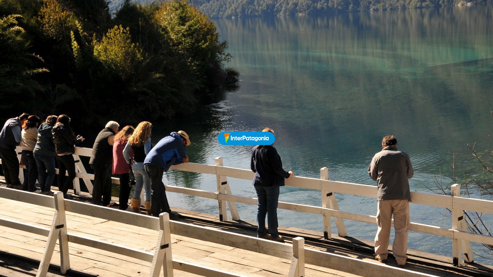 Observando desde el puente - Villa La Angostura