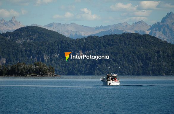 Fishing outing, Nahuel Huapi - Villa La Angostura