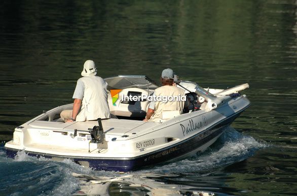 Fishing outing, Nahuel Huapi - Villa La Angostura