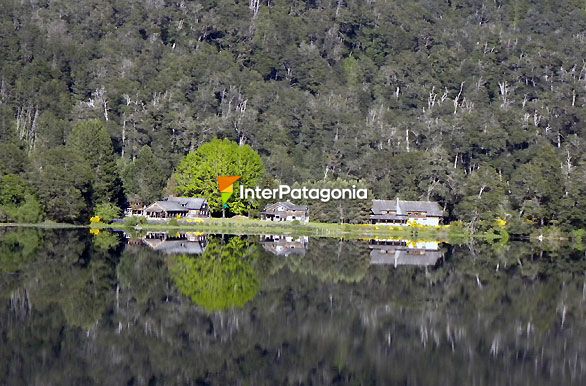 El correntoso, un espejo - Villa La Angostura