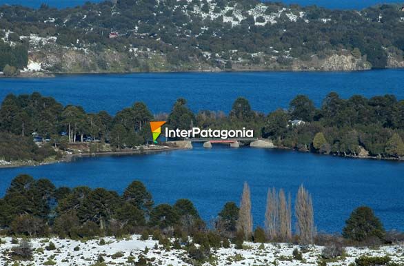 Unin de los lagos Alumin y Moquehue - Villa Pehuenia / Moquehue