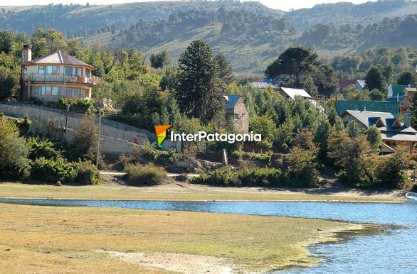 Vista de Villa Pehuenia - Villa Pehuenia / Moquehue