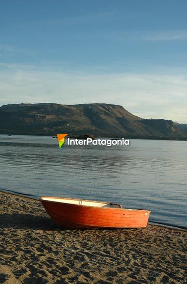 Calma pehuenia - Villa Pehuenia / Moquehue