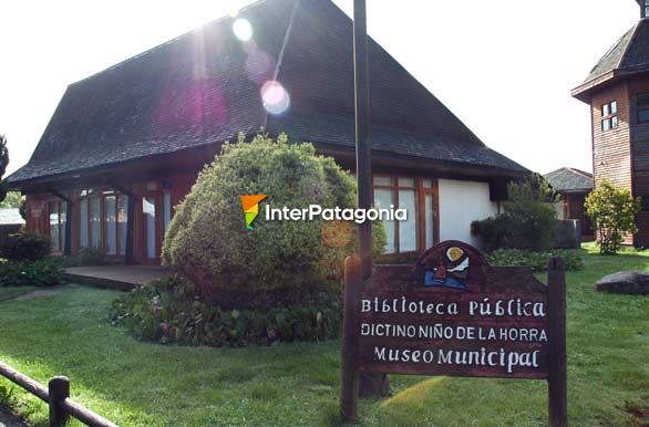 Biblioteca pblica - Villarrica